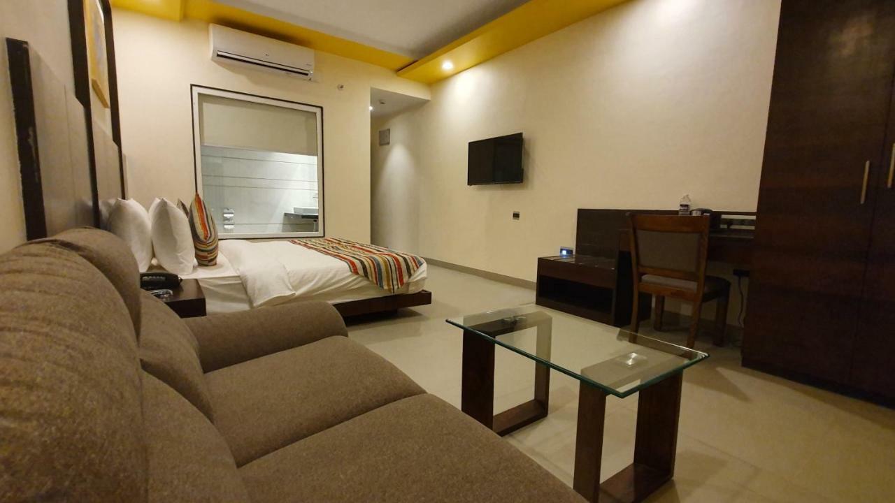 Regenta Central North Goa, Arpora Exterior foto